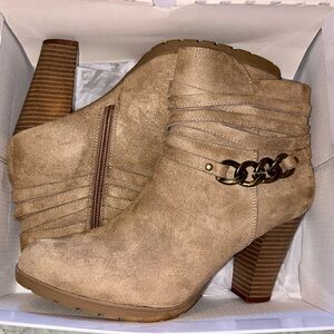 White Mountain Brown Heeled Boots with Chain Accent